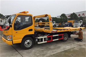 京顺高速路哪里有拖车服务