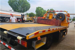 京顺高速路附近拖车电话号码服务