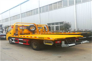 京顺高速路附近拖车救援搭电